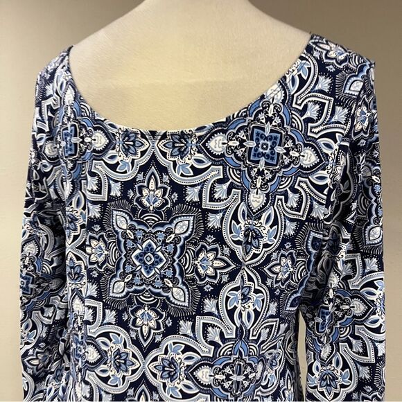 Apt. 9 Navy and White Long Sleeve knee length Dress size large - Picture 6 of 13